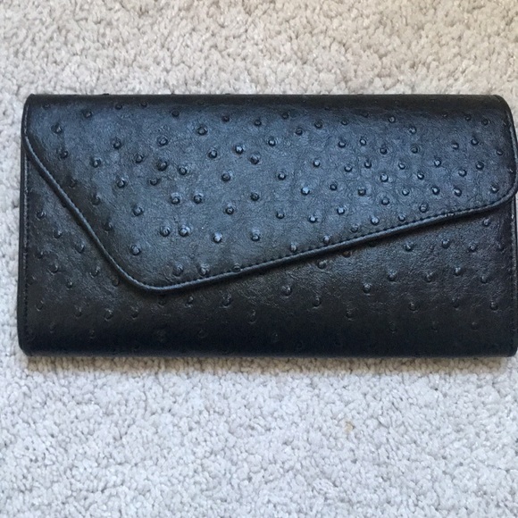 Handbags - Black Clutch